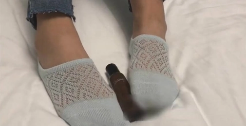 刚认的大三美乳超棒身材干妹妹是用来干的 排卵期无套直接爆操差点内射 淫荡浪叫 高清私拍105P 高清1080P版