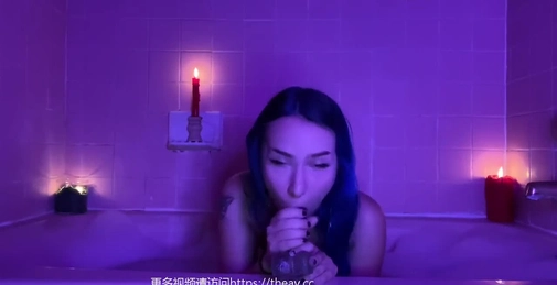 BigTittyGothEgg  - 不论在边缘还是墙上，蓝发乳妹完美展现玩弄假屌的艺术