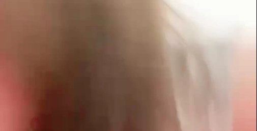 颜值超高肉欲系美女！新人下海大奶子！粉嫩肥穴大屁股，扭腰摆臀，很文静温柔，揉捏奶子掰穴