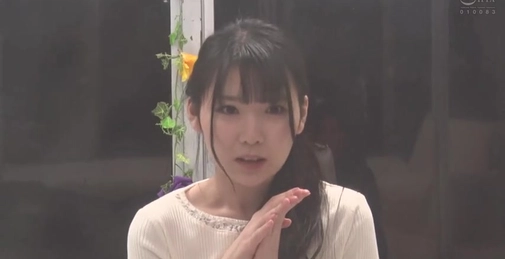 MM号からの脱出 素人娘の友情数珠つなぎ企画 清楚な人妻編 友達を30分以内に電話で呼び出し‘身代わり’にして密室から脱出せよ!制限時間を過ぎたらデカチン即ハメ!イってもやめない激ピストンで友達が来るまで生中出しは終わらない inザ・マジックミラー