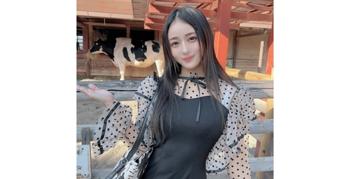 初撮影・顔出し!**zzjynyzjjn !可愛い顔した魅惑の美女のその素顔はまさかの性欲旺盛Eカップ巨乳変態女・・・青姦で性欲を剥き出しにし男にまたがり絶叫快楽生中出し!!