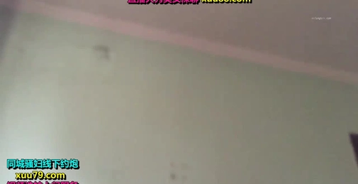 单位宿舍和漂亮女友各种姿势啪啪啪完美露脸
