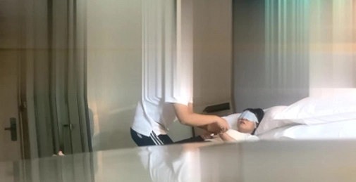 隔离期间撩身材一流小护士,插进去就老实了