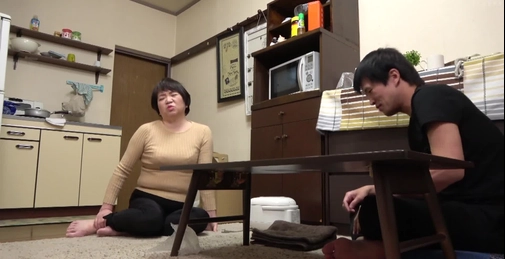 NXG-434 ヤリたくてたまらない!アパート管理人のおばちゃん