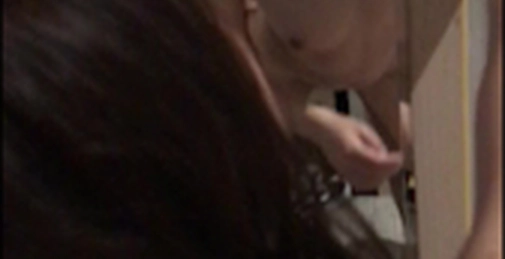 露脸女友吃完水果豆发情，变的超级骚。水超级多。水果豆超级给力