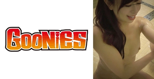 清楚なお嬢様。色気がムンムンしてくるイイ女！！まずは大股開きで執拗に手マン！！膣内をぐちゃぐちゃにしております。そのまま仕上がったおマ×コに激ピストンを繰り返して大量のおっさん精子を注入！！ 