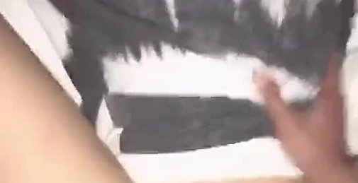 山身高172的漂亮女友，和男友爱爱流出，'不拍不拍 我又不是AV女优'，肏得爽了怎么着她都行，叫爸爸 ~爸爸！