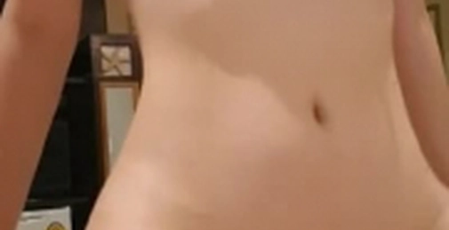 剧烈扭动,躺好就行